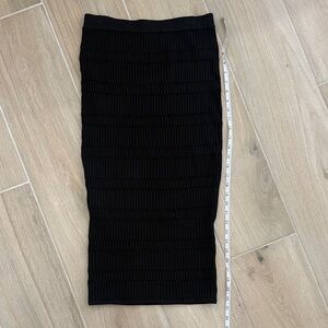 Trouve Black Textured Ribbed Pencil Skirt
